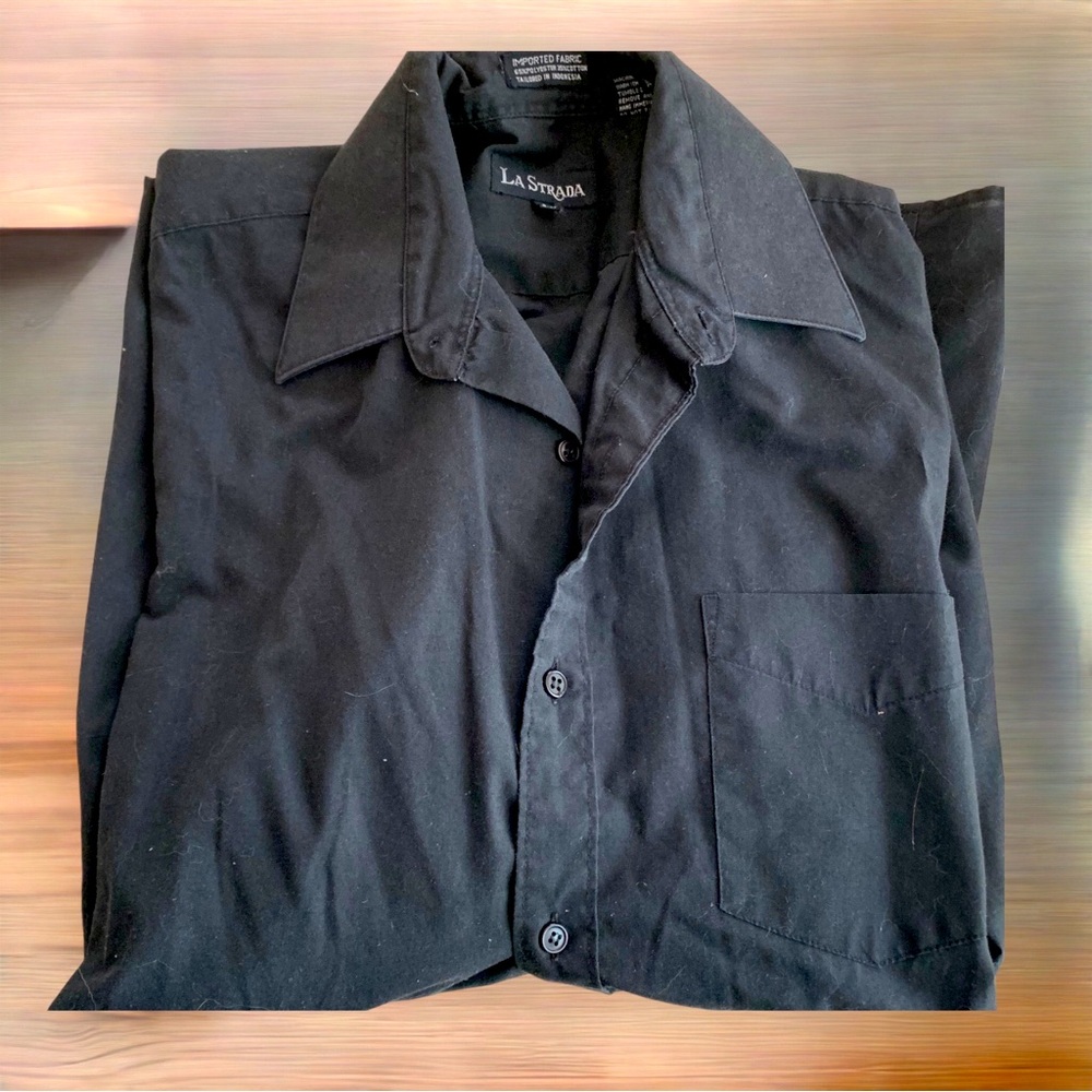 Men’s small button down dress shirt